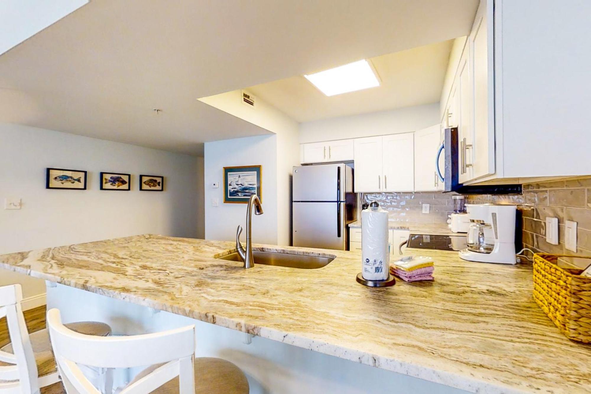 Pelican Beach Resort Destin Rum bild